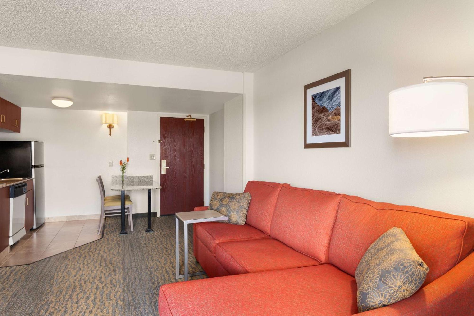 Hampton Inn & Suites Denver-Cherry Creek Exterior foto